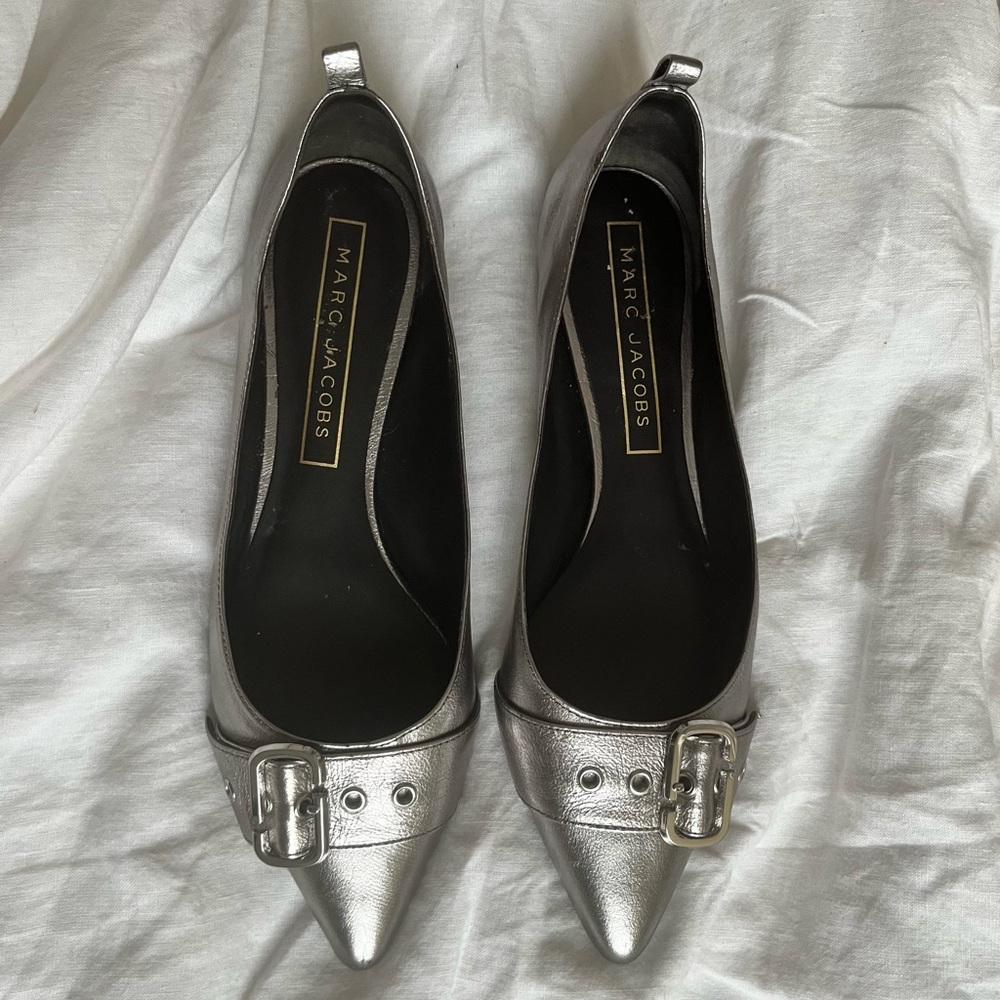 SOLD-Marc Jacobs Silver buckle flats